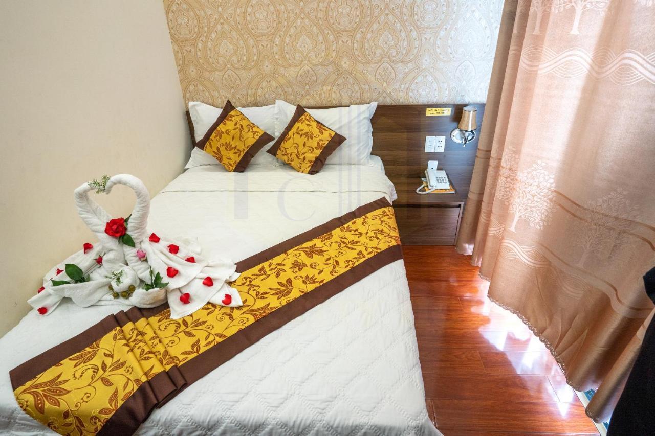 Gold City Hotel Tây Ninh Extérieur photo